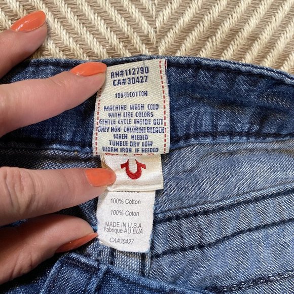 True Religion Jeans Women's Size 26 Medium Wash Joey Low Rise Flared Denim y2k - Picture 5 of 12